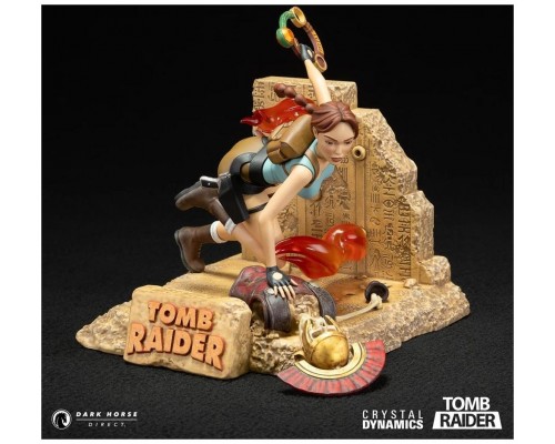 Figura dark horse tomb raider lara