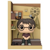 Funko pop harry potter in cupboard